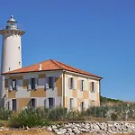 شقة Colourful Flat Next To The Beach-beahost *