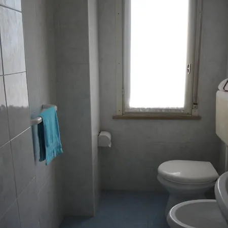 Colourful Flat Next To The Beach-beahost شقة بيبيوني
