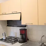 公寓 Colourful Flat Next To The Beach-beahost 比比翁