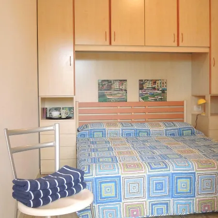 Appartamento Colourful Flat Next To The Beach-beahost