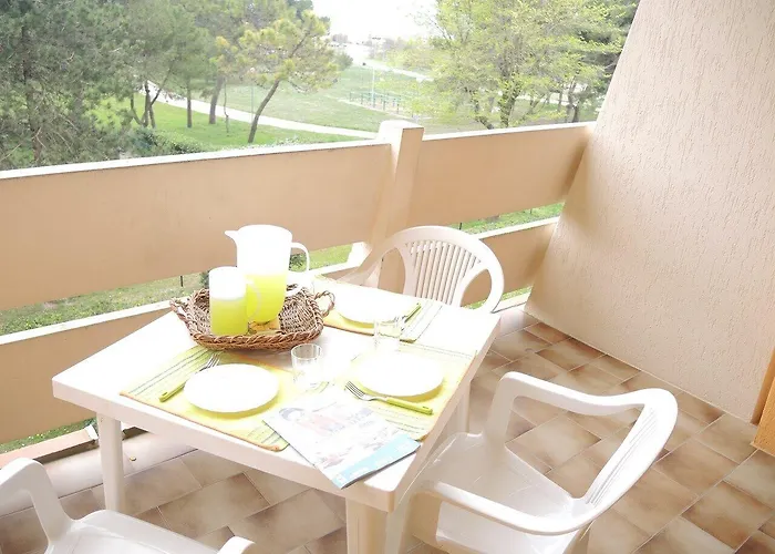 Colourful Flat Next To The Beach-beahost Apartment Bibione