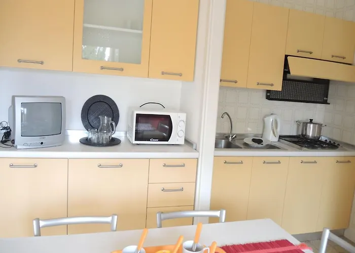 Colourful Flat Next To The Beach-beahost * Bibione